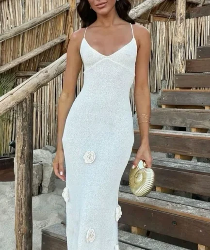 Women's Spring and Summer Casual Holiday Beach Seaside Solid Colour Straps Three-dimensional Flowers Woolen Knitted Dresses