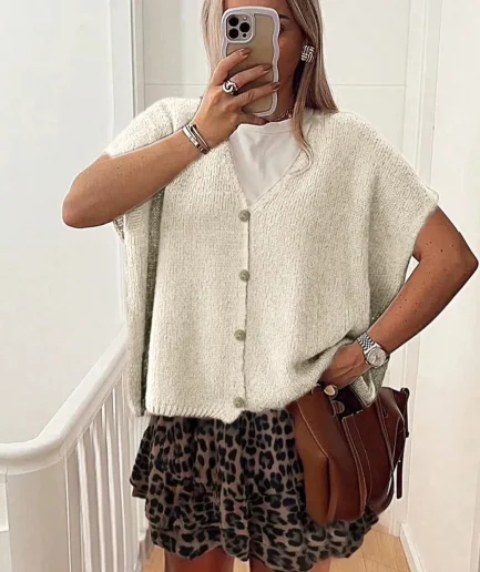 Women's Plain Button Front Sweater Cardigan, Casual V Neck Knit Cardigan for Daily Wear, Ladies Knitwear for All Seasons